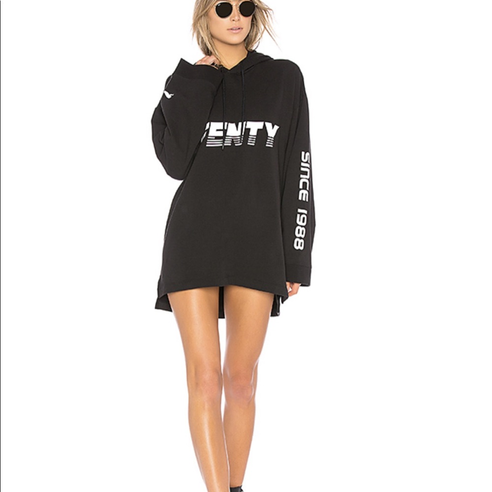 Long sleeve graphic hoodie dress